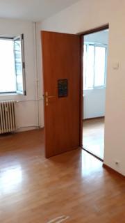 Vanzare apartament 2 camere semidecomandat, in Ploiesti-Malu Rosu