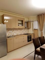 Apartament cu 3 camere de inchiriat in zona Cartier Albert