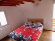 Vanzare casa 6 camere in Cerasu, zona Valenii de Munte