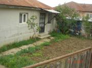 Vanzare casa demolabila cu teren, amplasata excelent