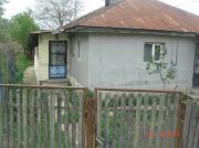 Vanzare casa demolabila cu teren, amplasata excelent