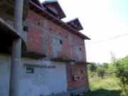 Vanzare casa 8 camere Valenii de Munte 