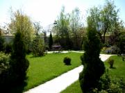 Vanzare vila la rosu cu piscina, destinatie business in Paulesti
