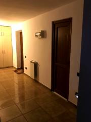 Casa-vila de vanzare in zona Bucov