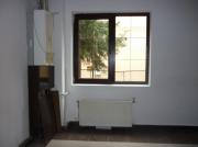 Inchiriere imobil P+1, intrare din strada, ideal birouri/cabinete